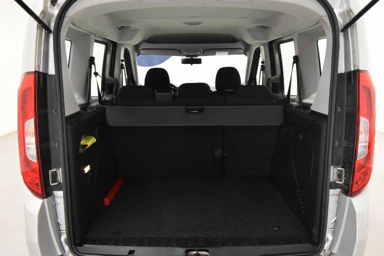 FIAT Doblo 13