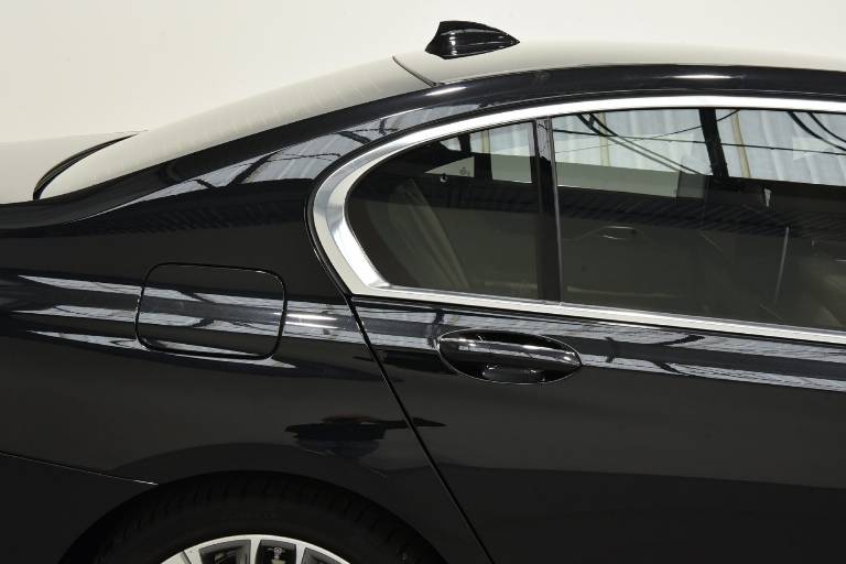 BMW 730 67