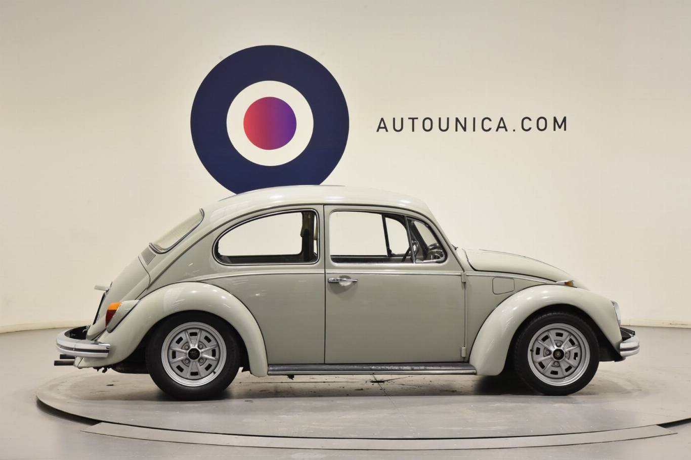 VOLKSWAGEN Maggiolino 4