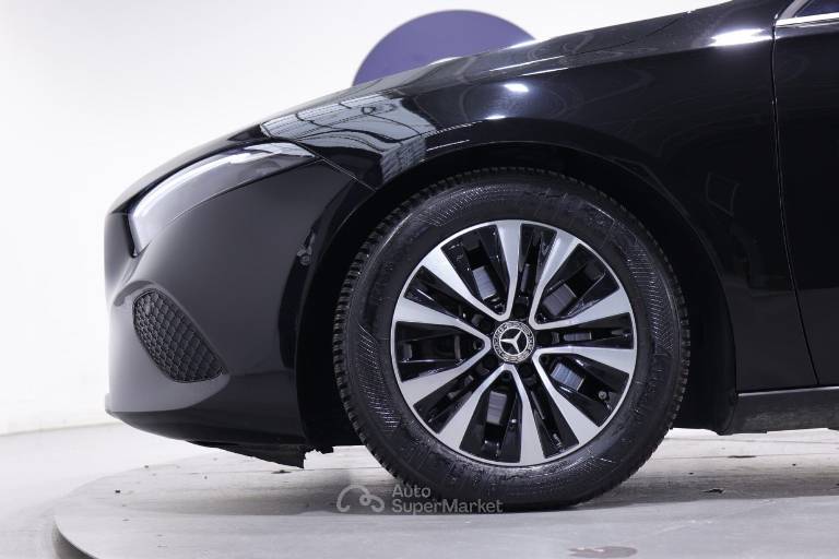 MERCEDES-BENZ Classe A 19