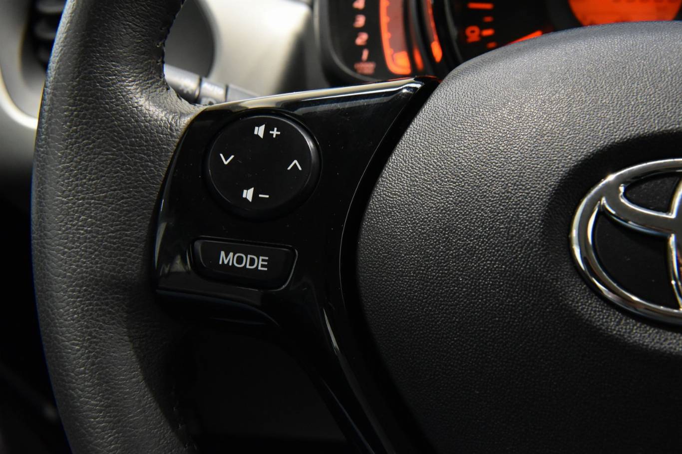 TOYOTA Aygo 6