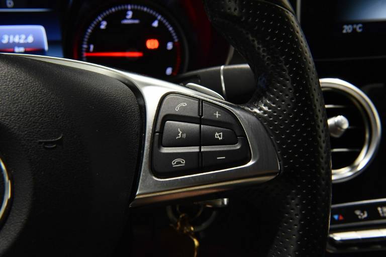 MERCEDES-BENZ GLC 220 8