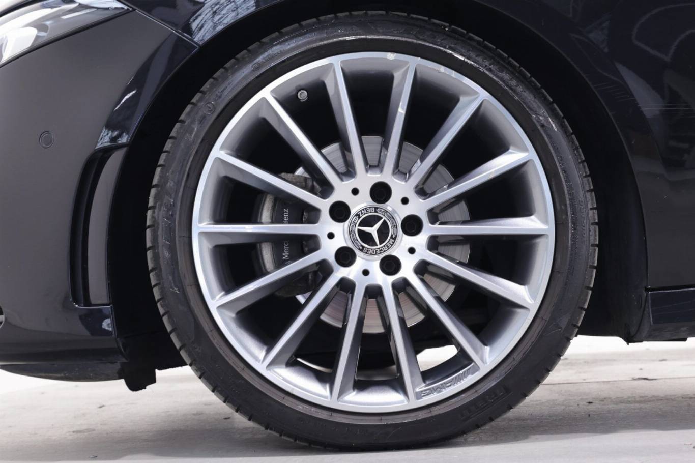 MERCEDES-BENZ Classe A 14