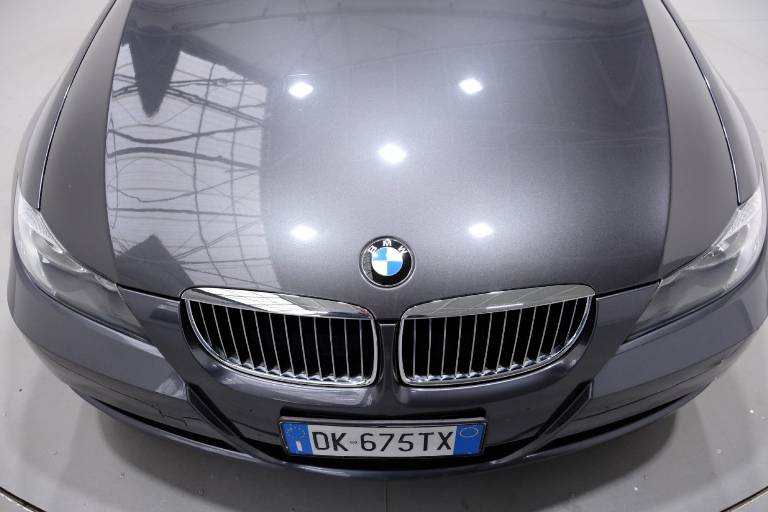 BMW 318 49