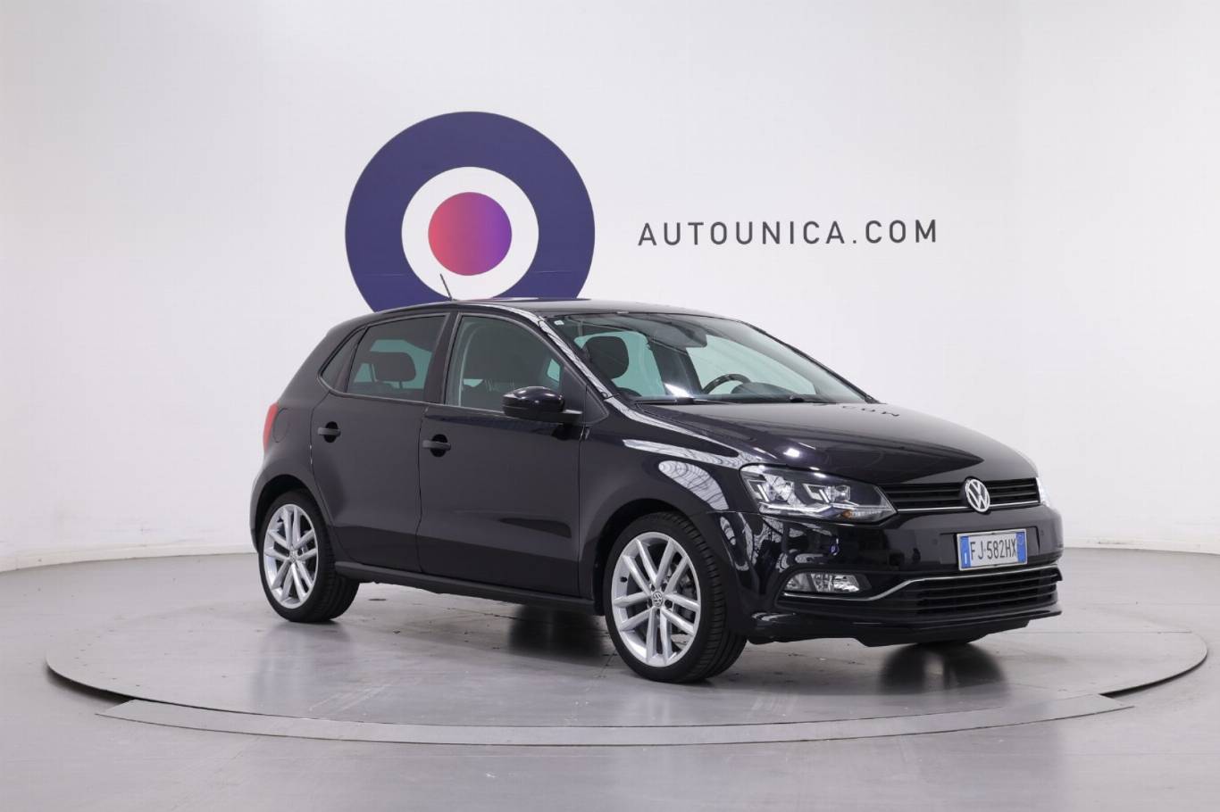 VOLKSWAGEN Polo 3