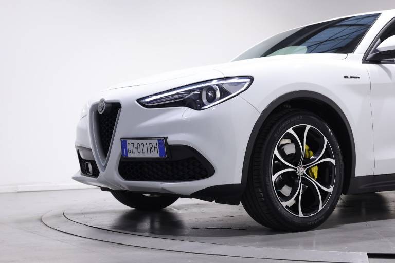 ALFA ROMEO Stelvio 11