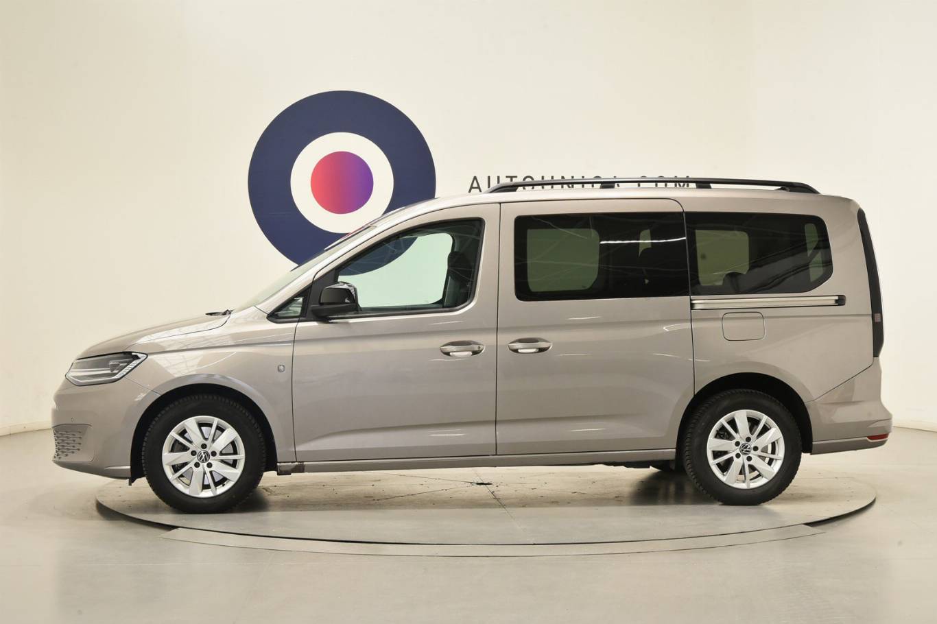 VOLKSWAGEN Caddy 32