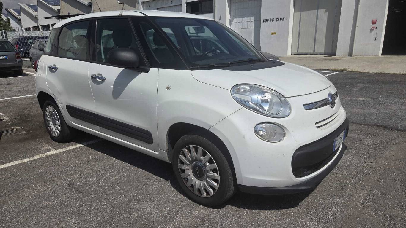 FIAT 500L 1