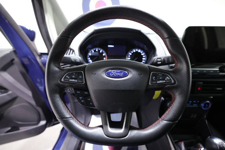 FORD EcoSport 7