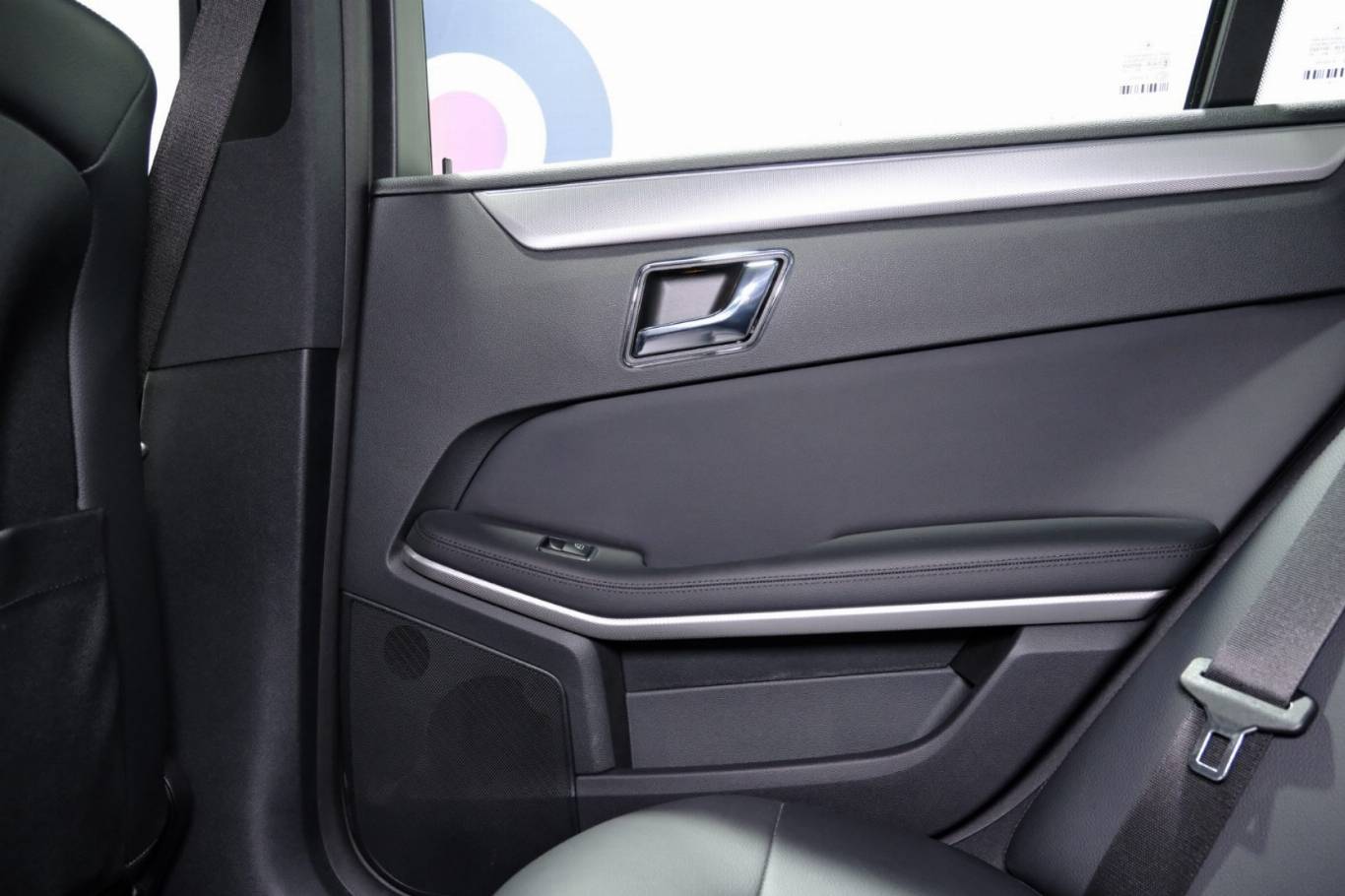 MERCEDES-BENZ E 250 46