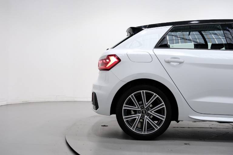 AUDI A1 50