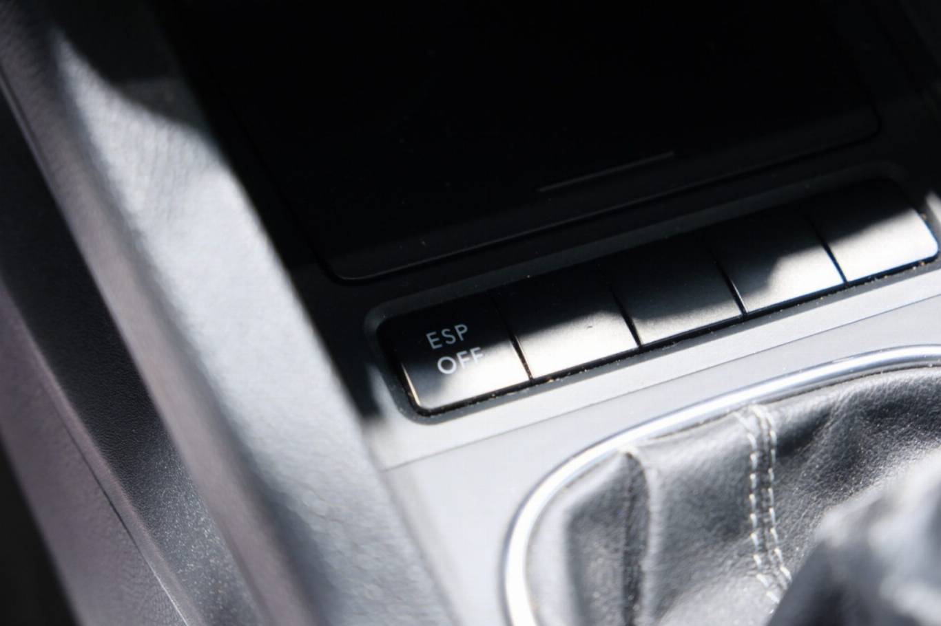 VOLKSWAGEN Scirocco 27