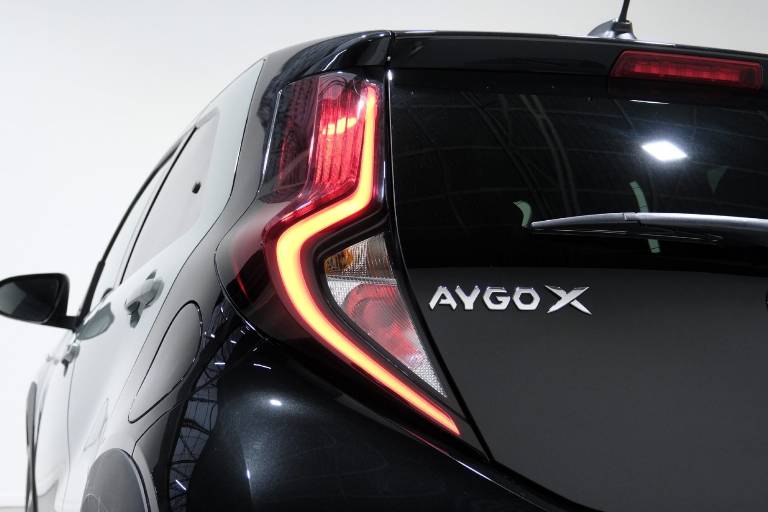 TOYOTA Aygo X 40