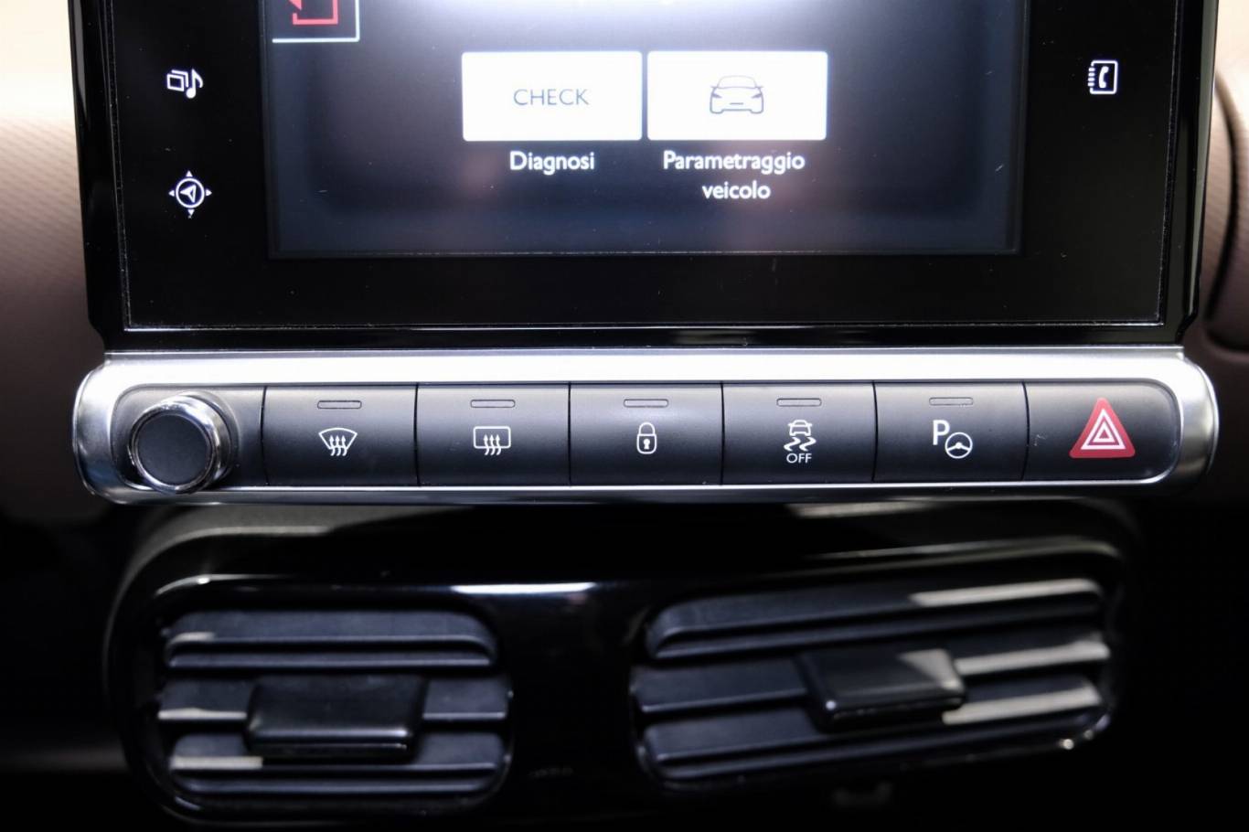 CITROEN C4 Cactus 27