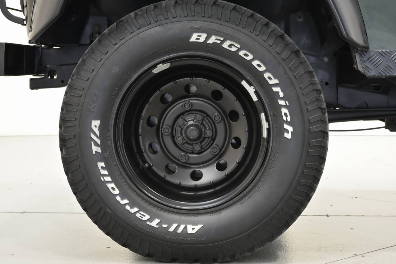 LAND ROVER Defender 35