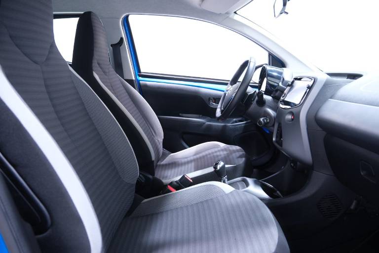 TOYOTA Aygo 56