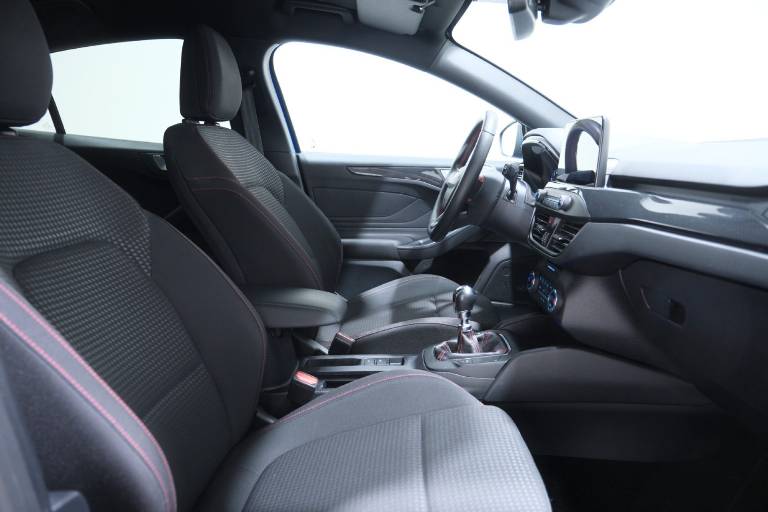 FORD Focus 58