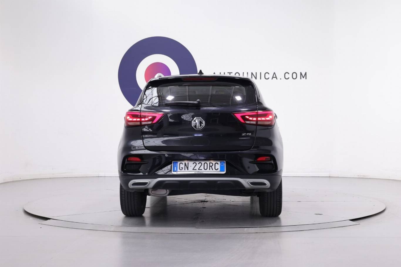 MG ZS 17