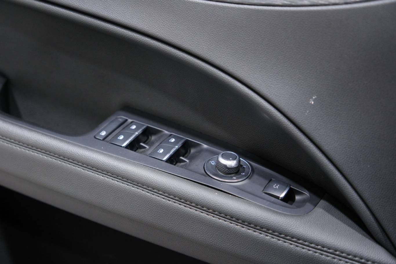 ALFA ROMEO Stelvio 36