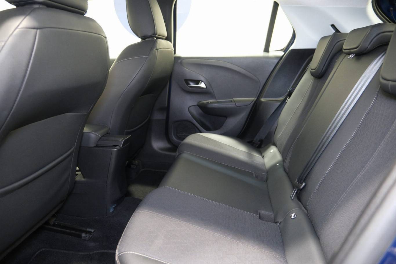 OPEL Corsa 35