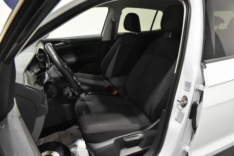 VOLKSWAGEN T-Cross 4