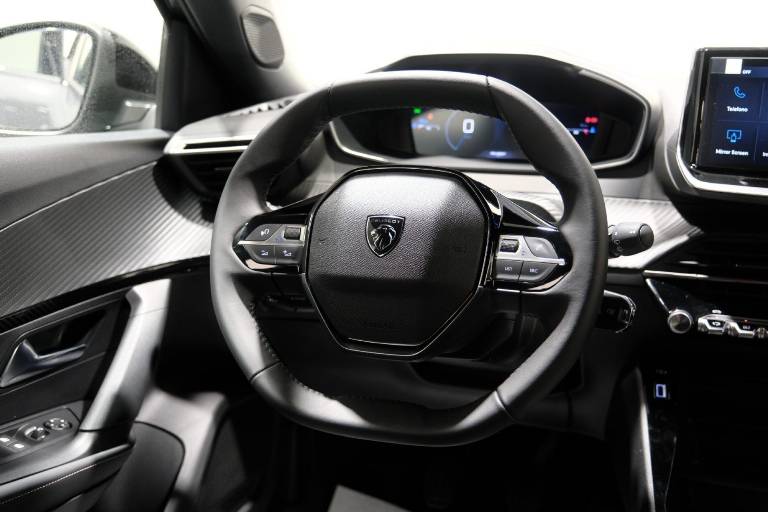 PEUGEOT 2008 41