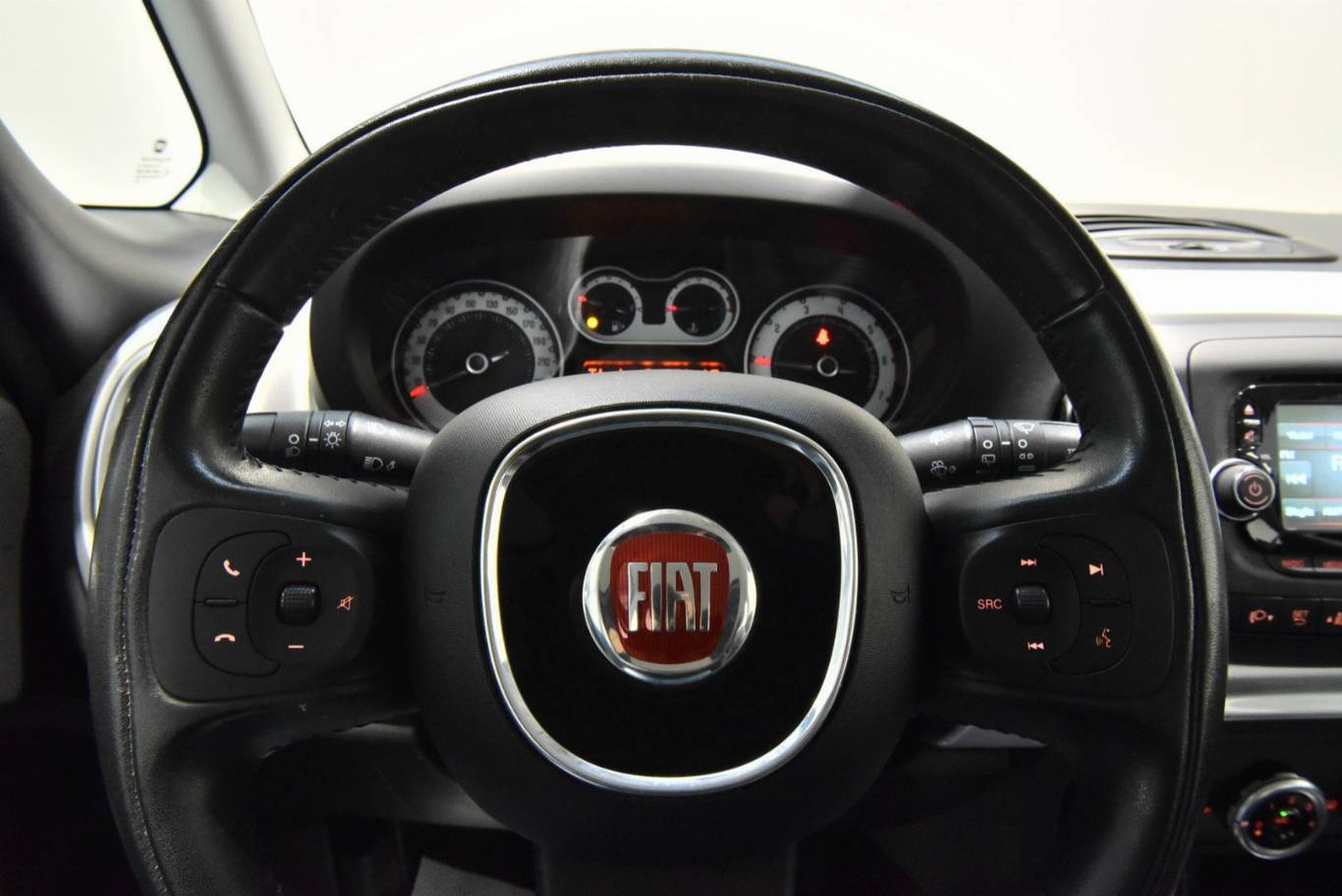 FIAT 500L 23