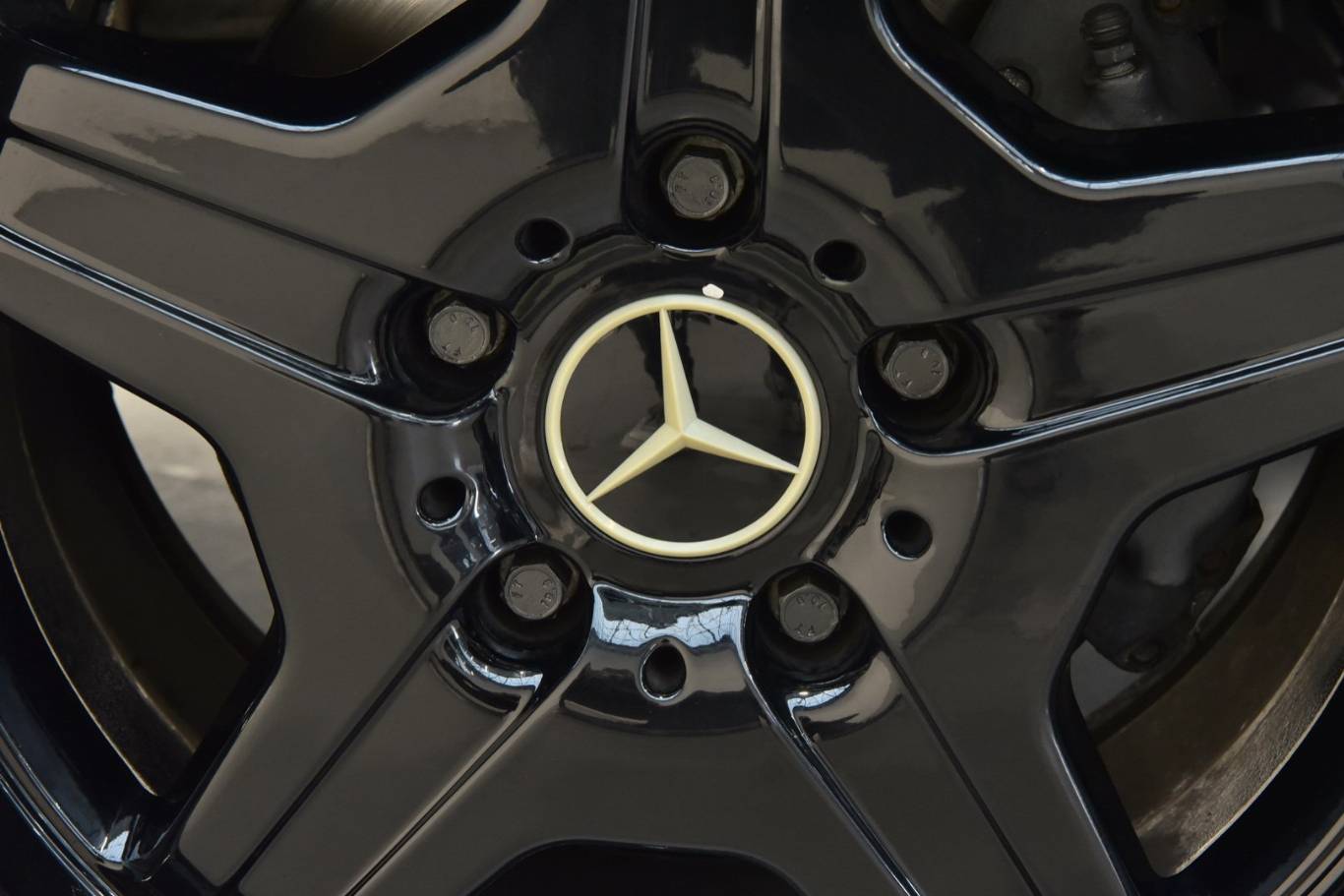 MERCEDES-BENZ G 400 60