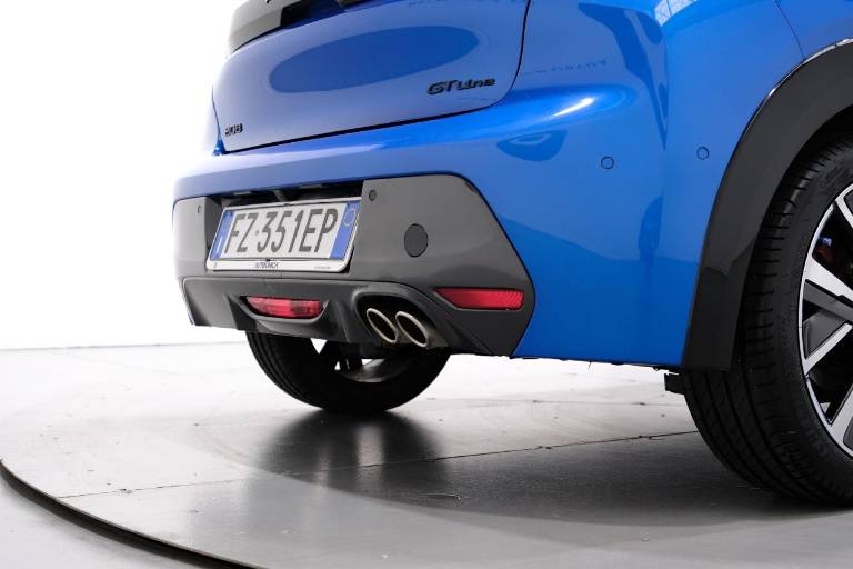 PEUGEOT 208 55
