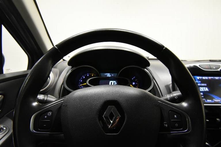 RENAULT Clio 9