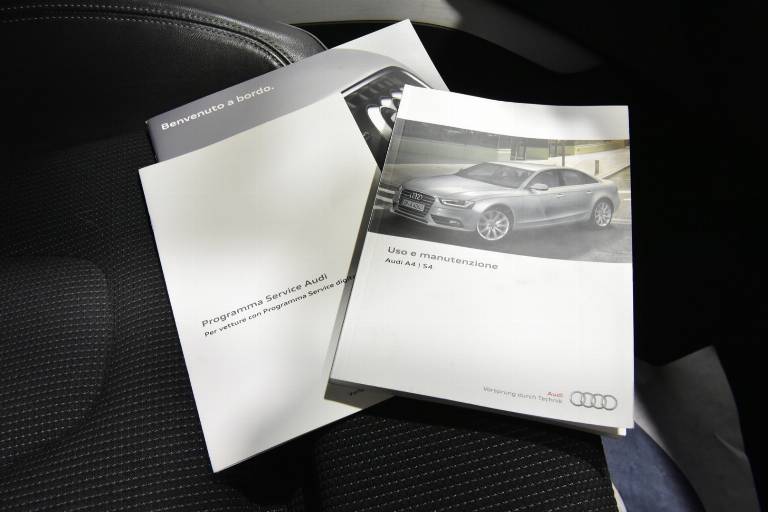 AUDI A4 49