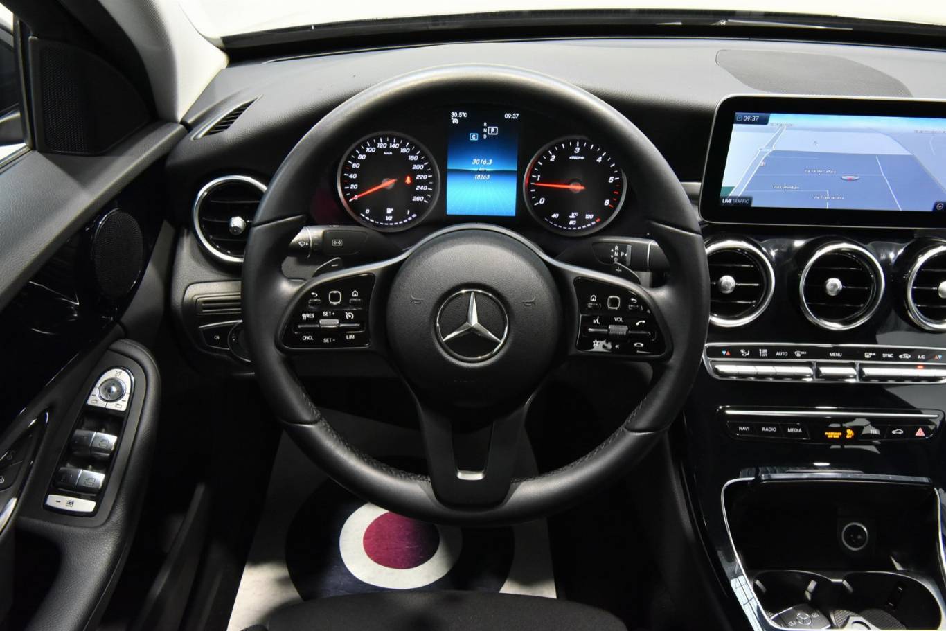 MERCEDES-BENZ C 220 23