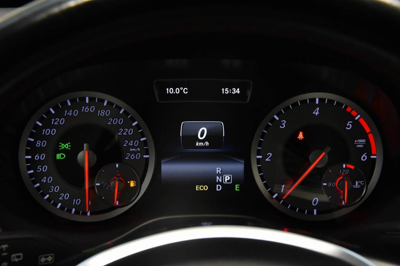 MERCEDES-BENZ A 180 11