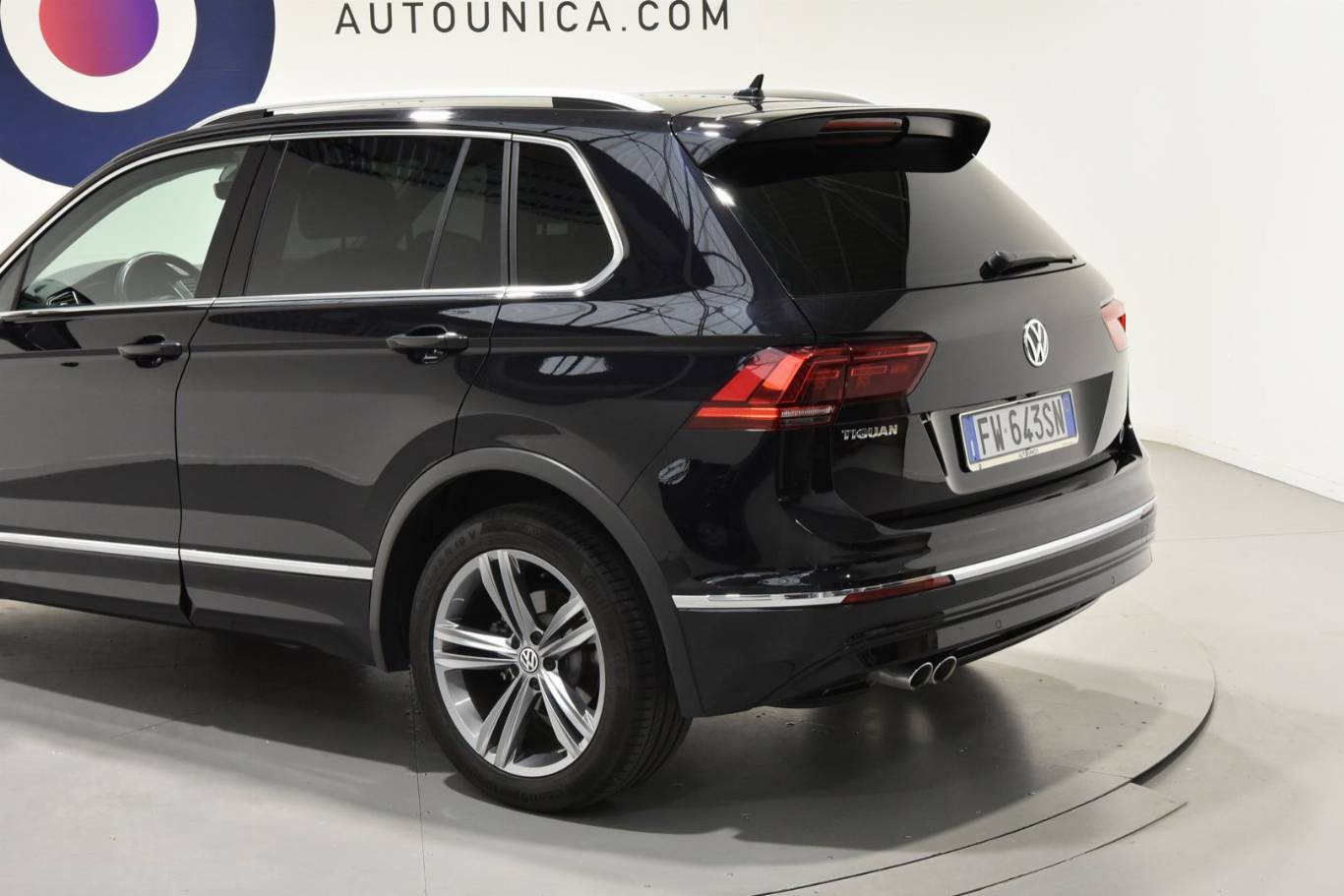VOLKSWAGEN Tiguan 39