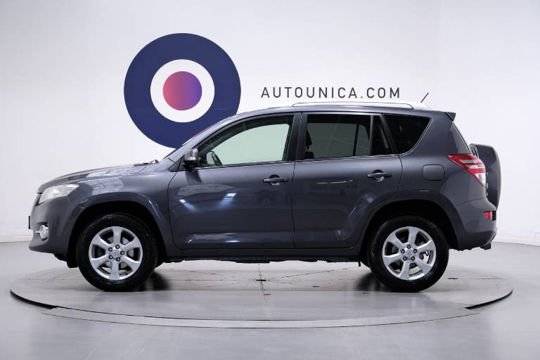 TOYOTA RAV 4 MY23 11