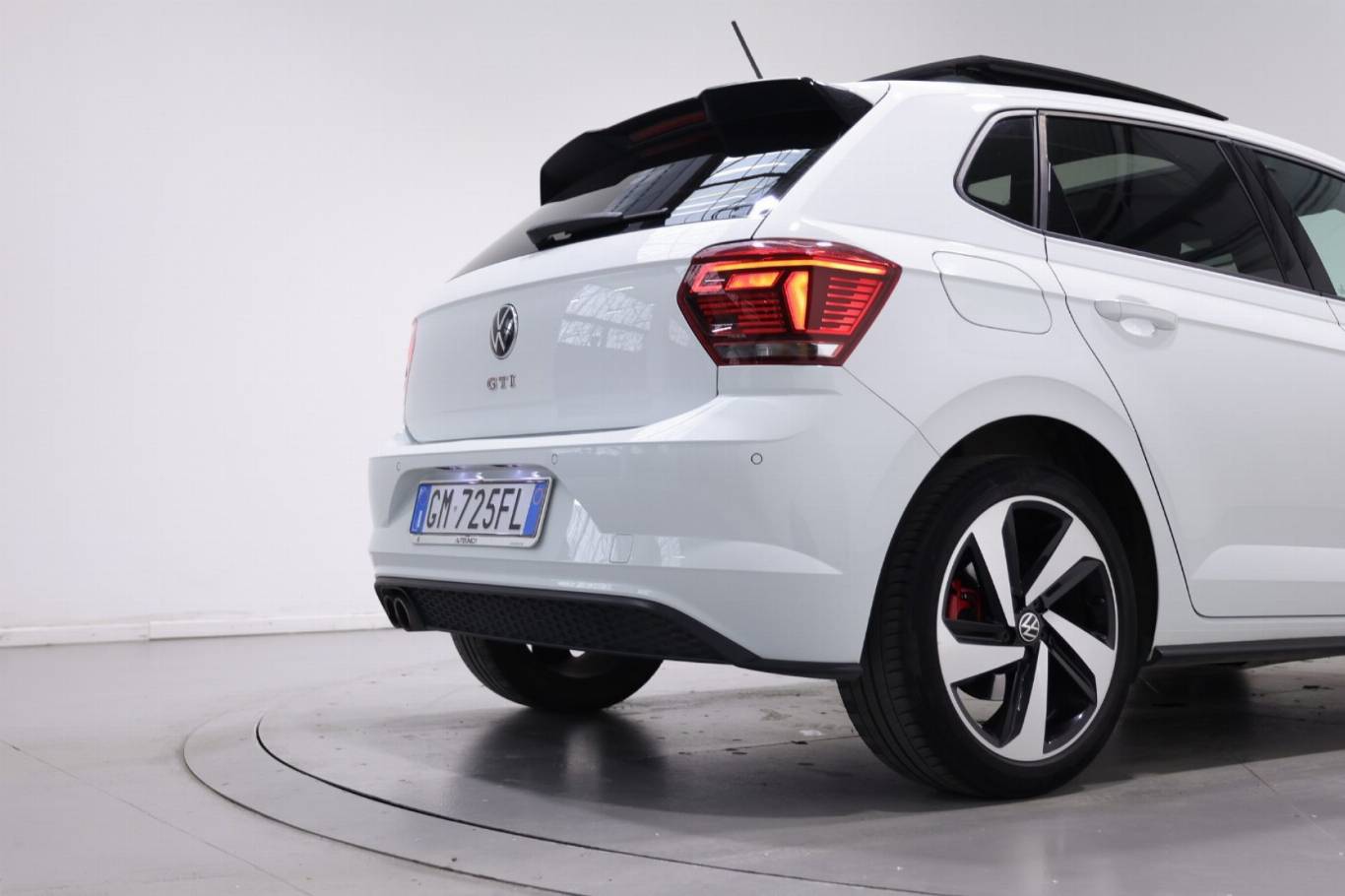 VOLKSWAGEN Polo GTI 14