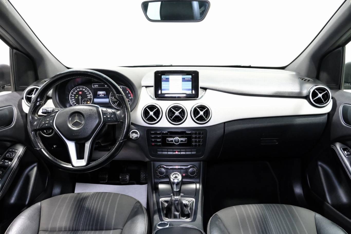 MERCEDES-BENZ B 200 9