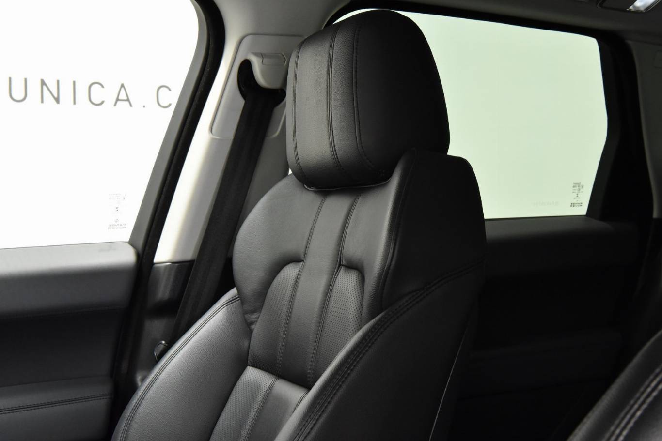 LAND ROVER Range Rover Sport 39