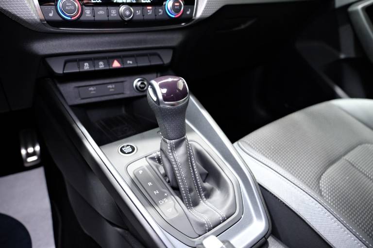 AUDI A1 30
