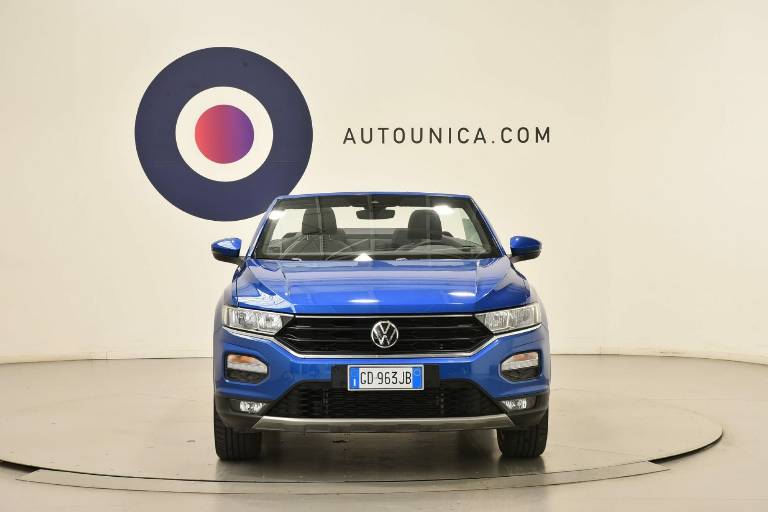 VOLKSWAGEN T-Roc 5