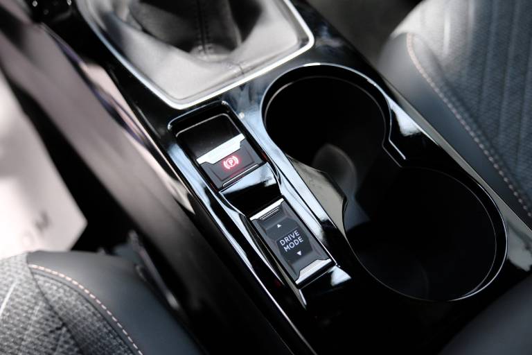 PEUGEOT 2008 30