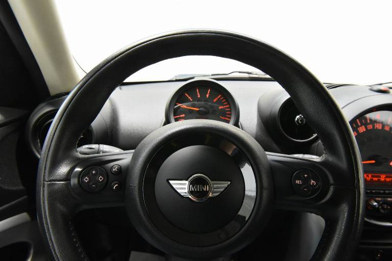 MINI Paceman 3