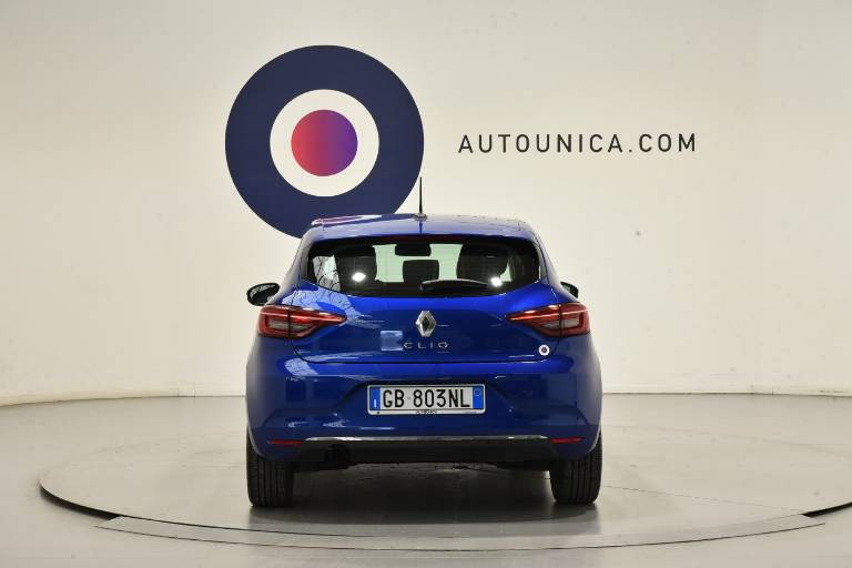 RENAULT Clio 6