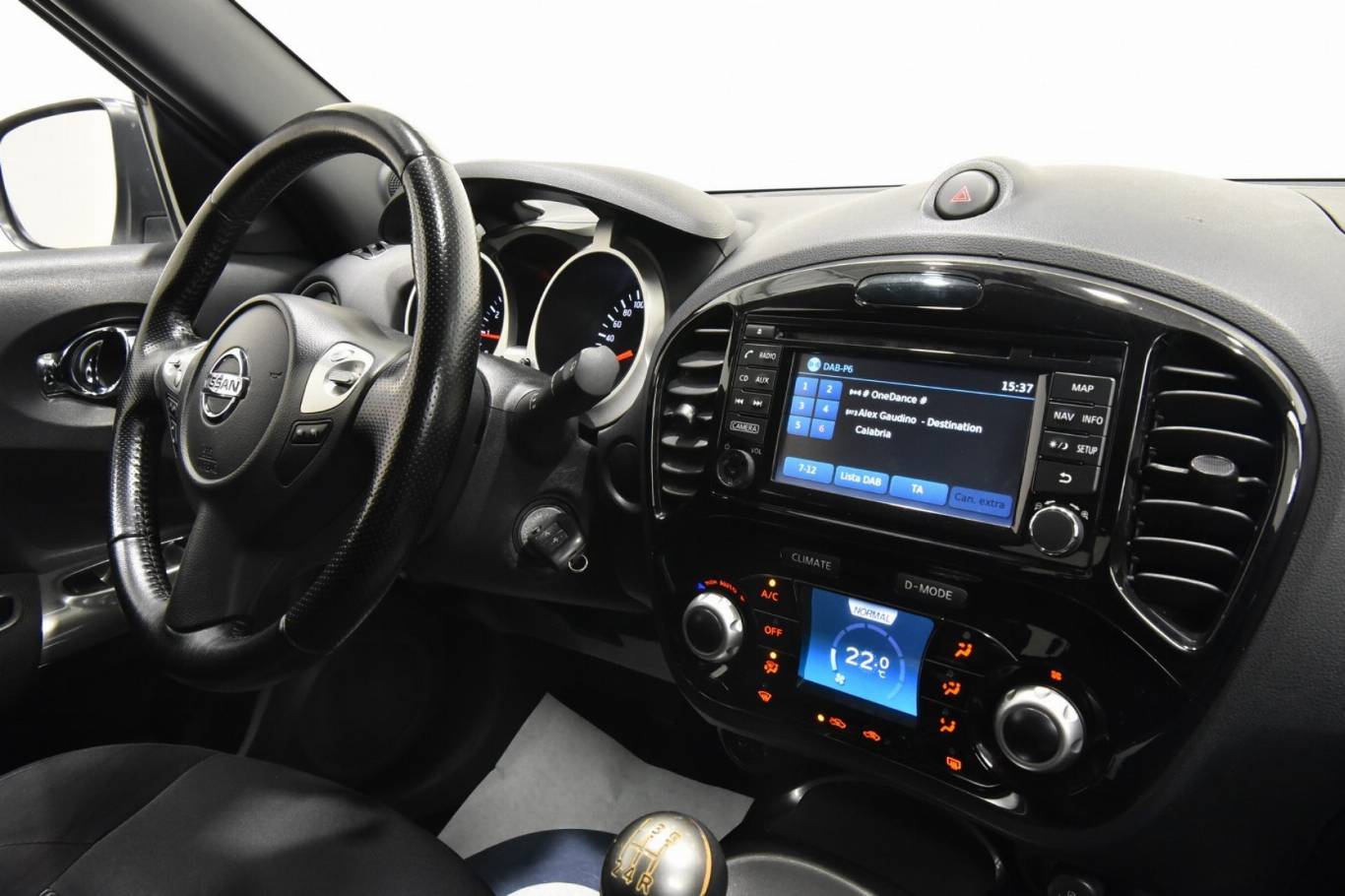 NISSAN Juke 33