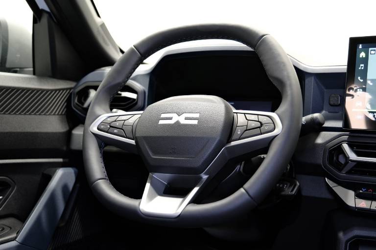 DACIA Duster 42