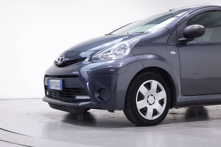 TOYOTA Aygo 11