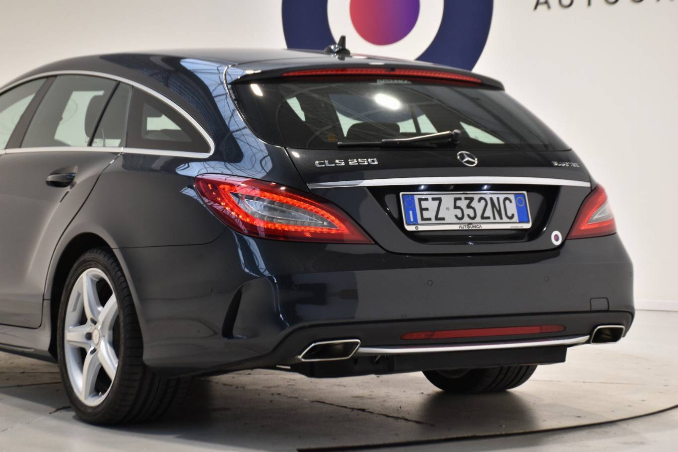 MERCEDES-BENZ CLS 250 69