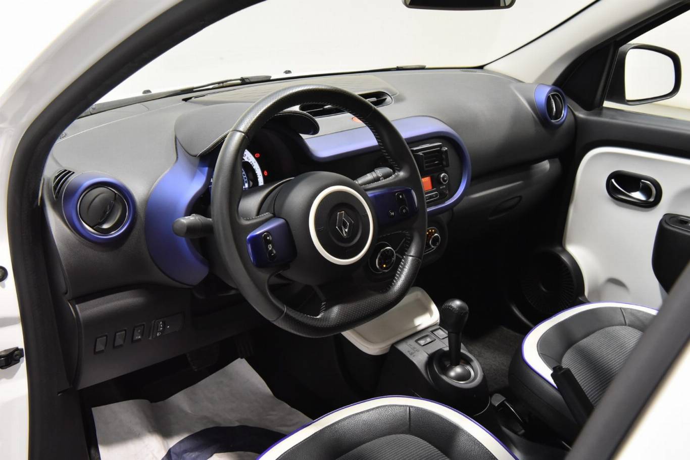 RENAULT Twingo 3