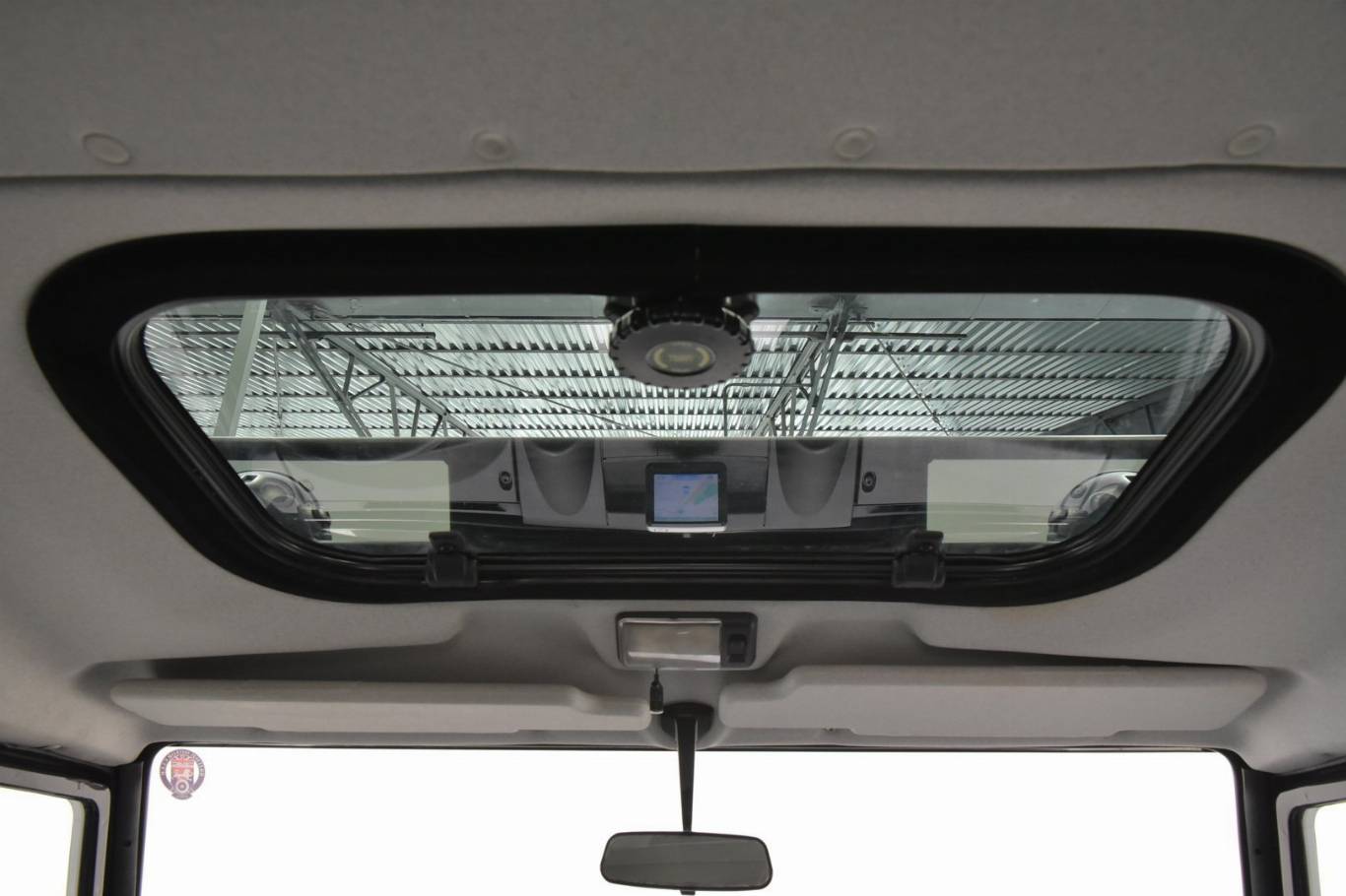 LAND ROVER Defender 46