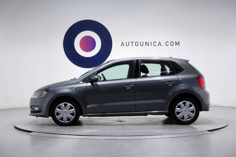 VOLKSWAGEN Polo 18